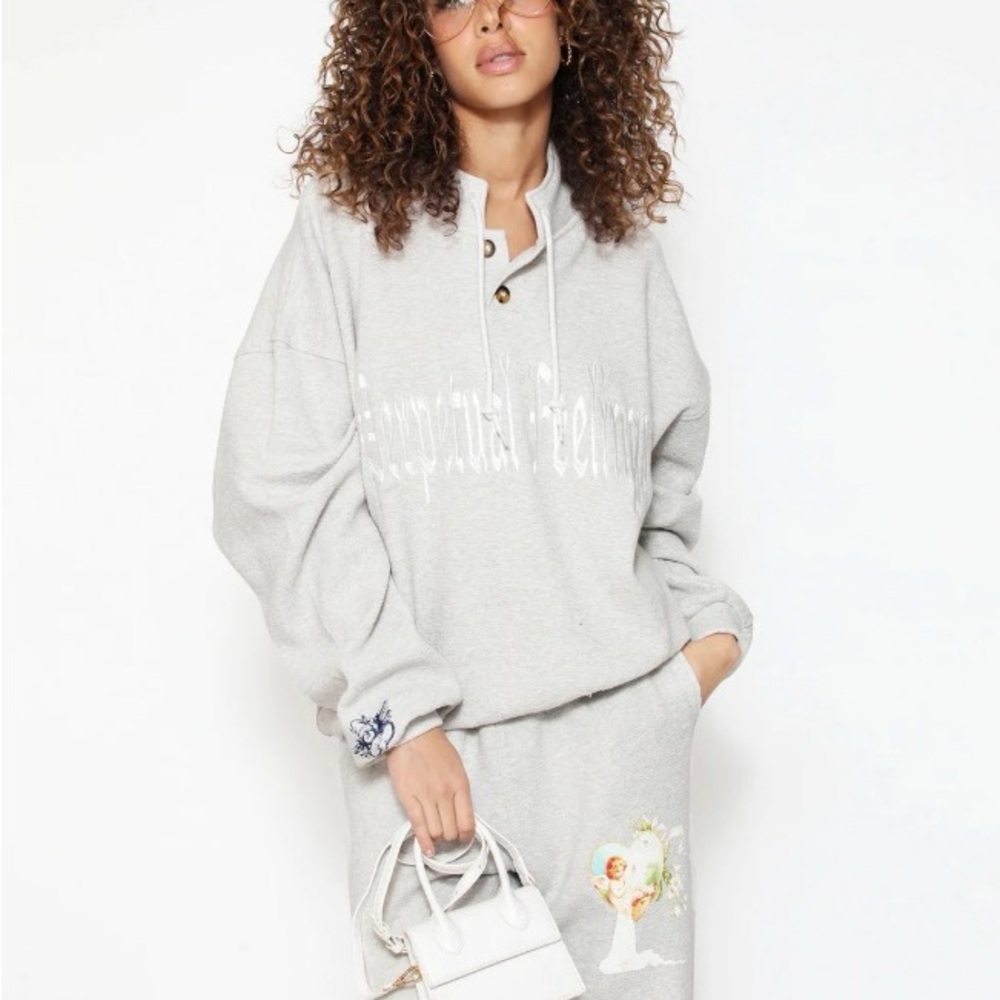 Gray Sweatshirt and Sweatpants Set